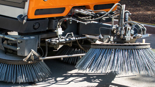 Hydraulics solutions for municipal vehicles