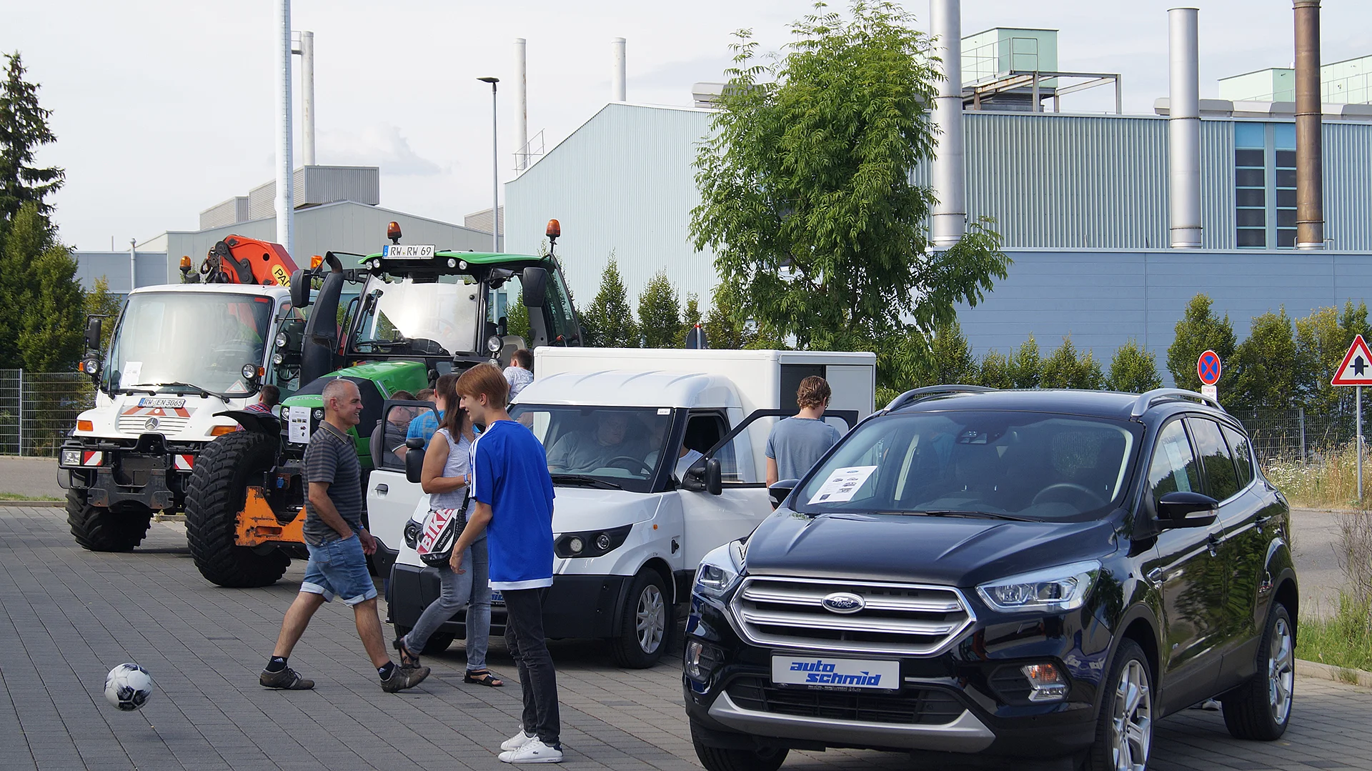 Fahrzeugausstellung Fahrzeugausstellung