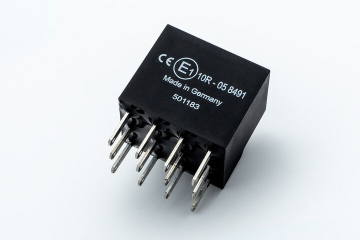 MicroPlex® 7H - the smallest CAN controller with PWM